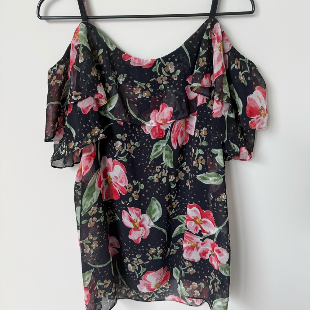 Floral Ruffle Off-Shoulder Top - Picture 3 of 4